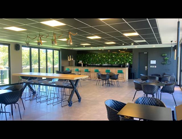 342M² OFFICE TO LET IN MELROSE ESTATE
