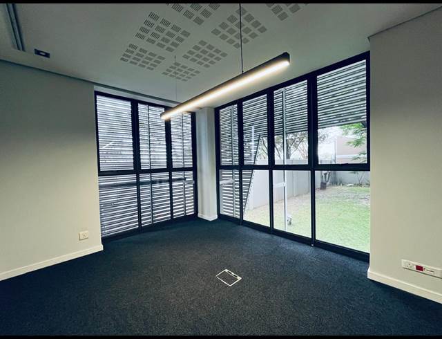 631M² OFFICE TO LET IN FOURWAYS