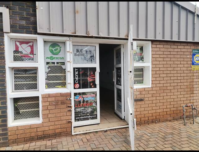 65M² RETAIL TO LET IN VALHALLA