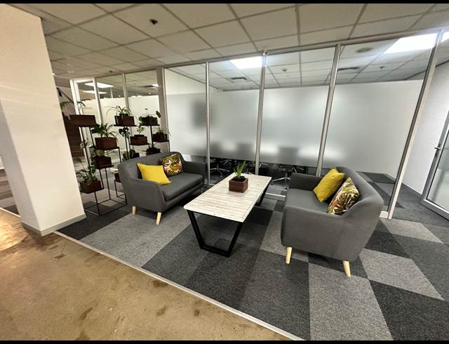 36M² SERVICED OFFICE TO LET IN ROSEBANK