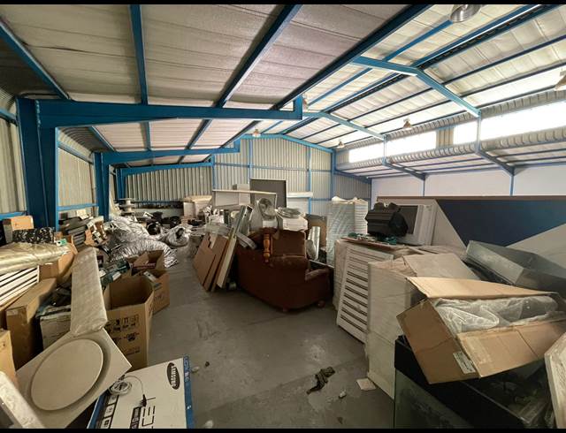 350M² WAREHOUSE TO LET IN LASER PARK