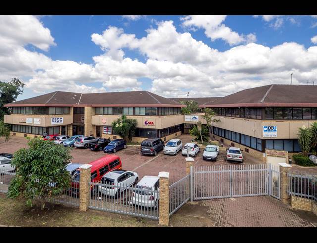 258M² OFFICE TO LET IN WESTVILLE