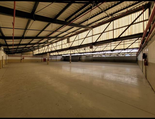 5,000M² WAREHOUSE TO LET IN ATLANTIS INDUSTRIAL