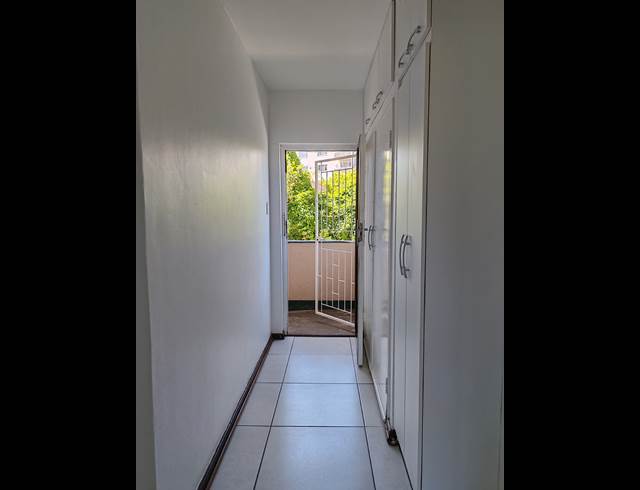 2 bed property to rent in PLUMSTEAD