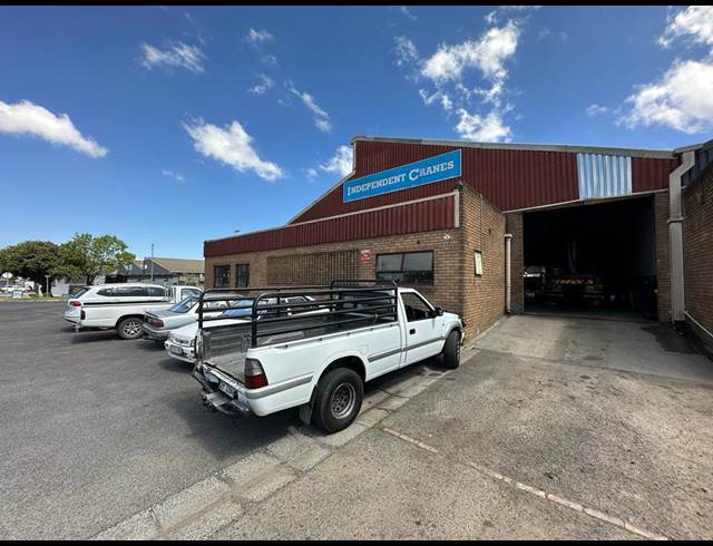 580M² WAREHOUSE RENTED IN TRIANGLE FARM