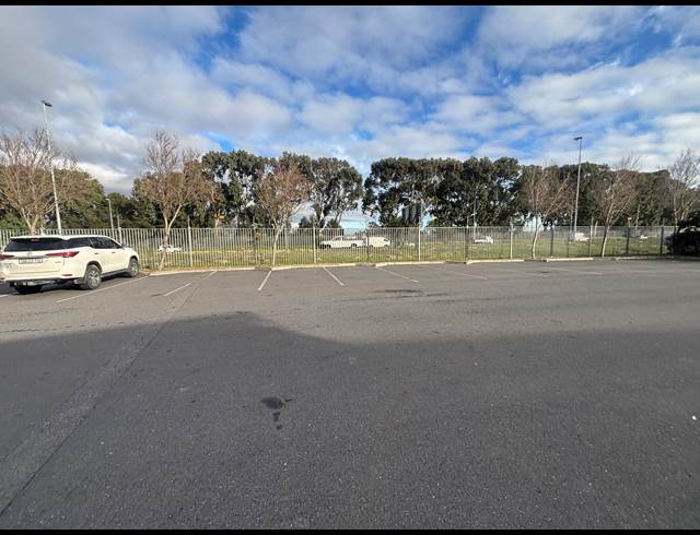 400M² WAREHOUSE TO LET IN AIRPORT INDUSTRIA