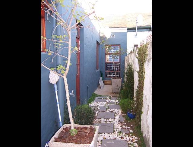 2 bed property to rent in OBSERVATORY