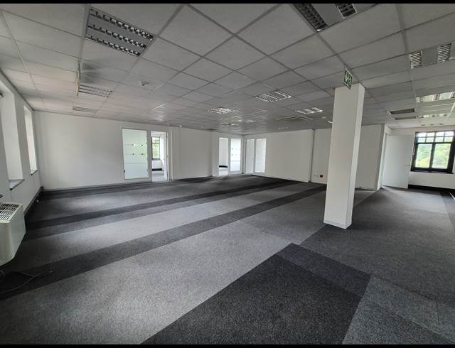 229M² OFFICE TO LET IN SANDTON CENTRAL