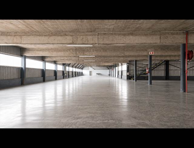 6,650M² WAREHOUSE TO LET IN MEADOWDALE