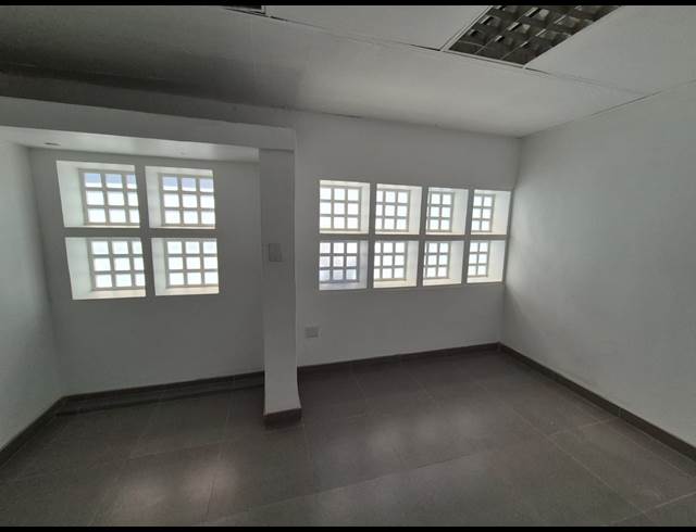 123M² WAREHOUSE TO LET IN ELSIES RIVER INDUSTRIAL