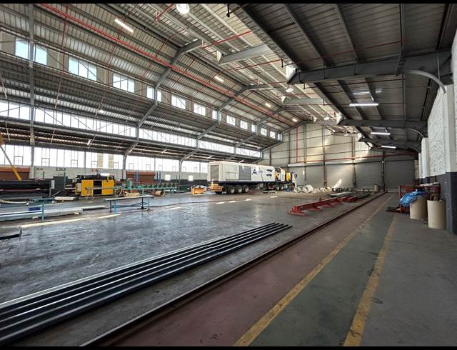 2,480M² WAREHOUSE TO LET IN EPPING INDUSTRIAL