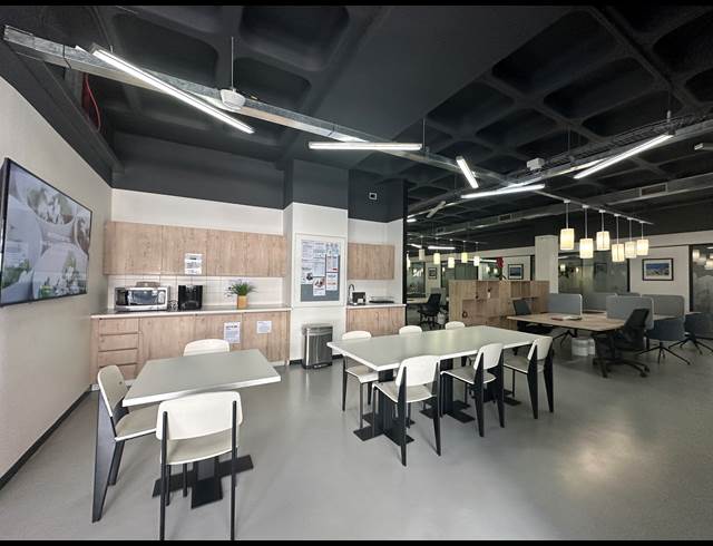 4.50M² CO-WORKING SPACE TO LET IN CENTURION CENTRAL