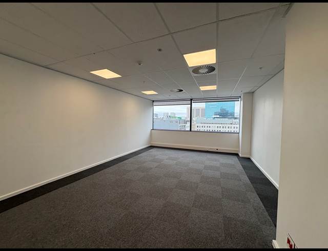 1,056M² OFFICE TO LET IN CAPE TOWN CITY CENTRE