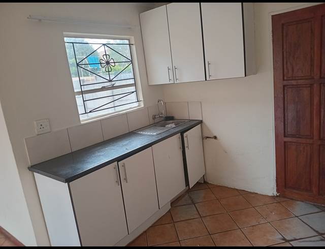 3 BEDROOM FREEHOLD TO LET IN COSMO CITY