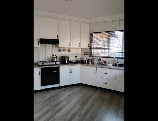 3 BEDROOM FREESTANDING TO LET IN ILLIONDALE