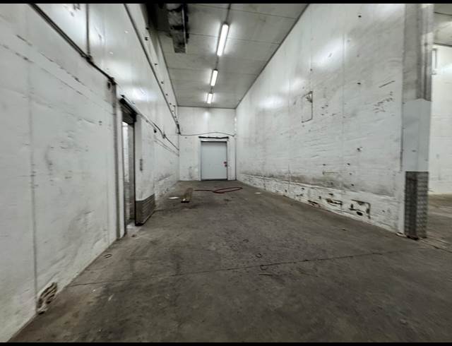 2,000M² WAREHOUSE TO LET IN PHOENIX INDUSTRIAL