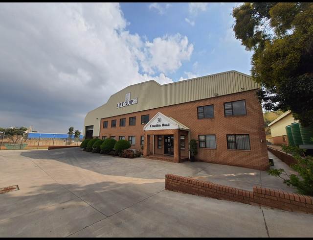 1,515M² WAREHOUSE RENTED IN HERIOTDALE