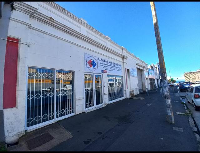 652M² WAREHOUSE RENTED IN EAST LONDON CENTRAL