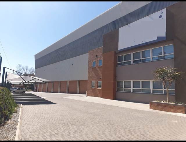 11,245M² WAREHOUSE TO LET IN ISANDO