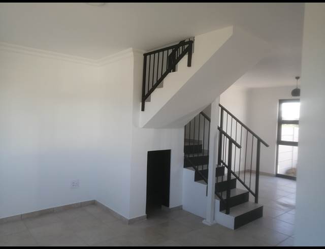 3 bed property to rent in THE CONIFERS