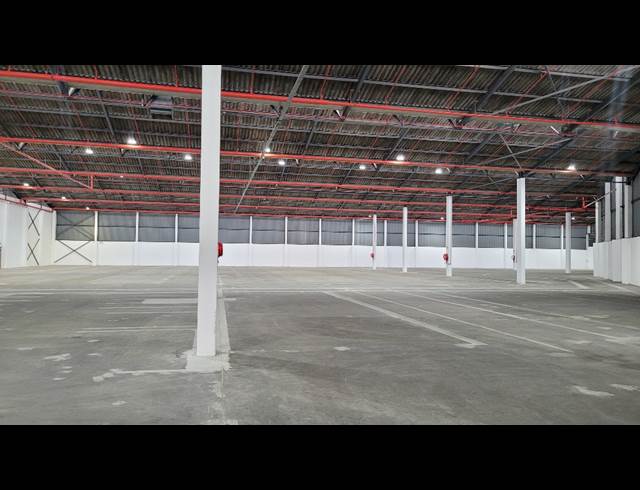 3,742M² WAREHOUSE TO LET IN EPPING INDUSTRIAL