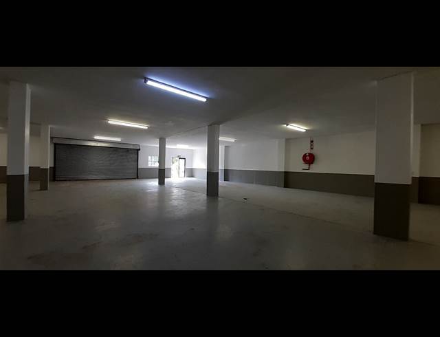 366M² WAREHOUSE TO LET IN SILVERTONDALE