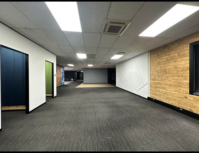 1,627M² OFFICE TO LET IN SANDTON CENTRAL