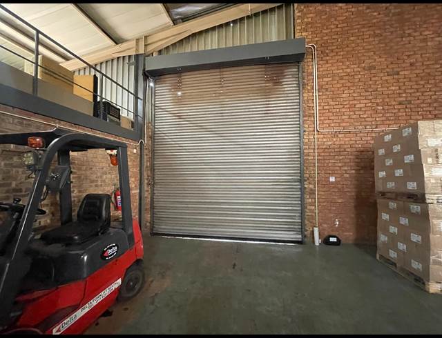 668M² WAREHOUSE TO LET IN HALFWAY HOUSE