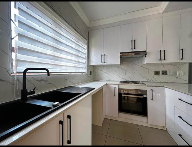 2 BEDROOM PROPERTY TO RENT IN VORNA VALLEY