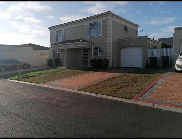 2 BEDROOM PROPERTY TO RENT IN ROYAL ASCOT