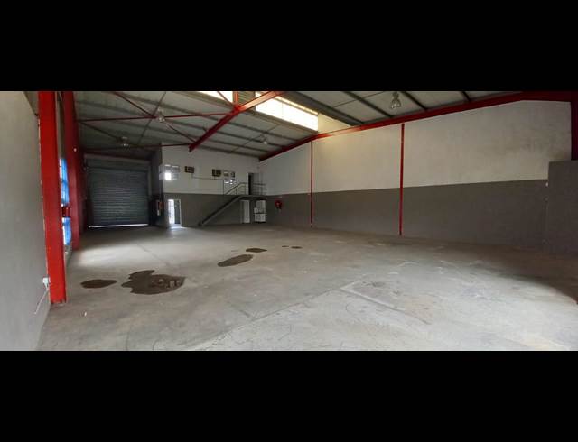 375M² WAREHOUSE TO LET IN WESTMEAD