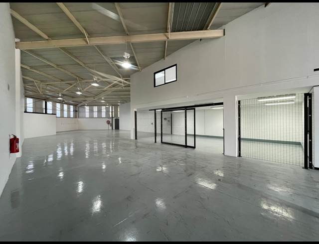 613M² WAREHOUSE TO LET IN HALFWAY HOUSE