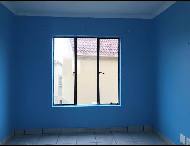 1 bed property to rent in ESTHER PARK