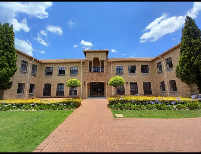469M² OFFICE TO LET IN BRYANSTON