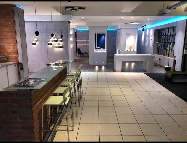 2,856M² WAREHOUSE TO LET IN PAARDEN EILAND