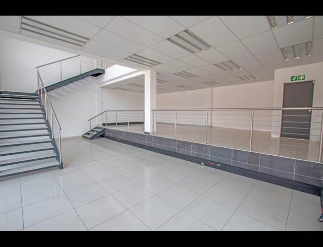 769M² RETAIL TO LET IN NORTH RIDING