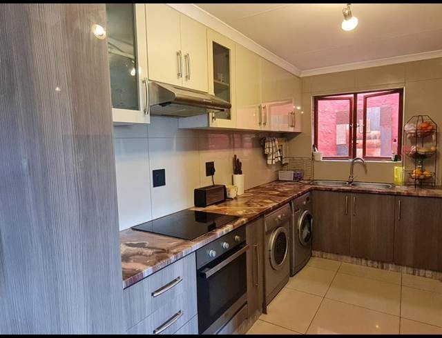 3 BEDROOM PROPERTY TO RENT IN THE WOLDS