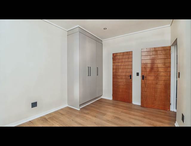 1 BEDROOM APARTMENT TO LET IN GEORGE SOUTH