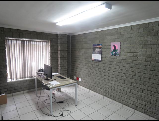 652M² WAREHOUSE TO LET IN OKAVANGO PARK