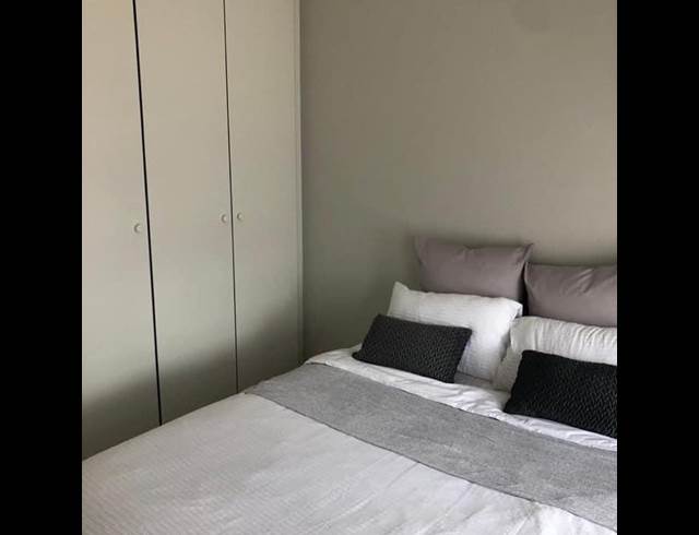 2 bed property to rent in RAVENSWOOD