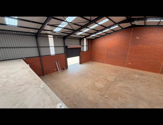 952M² WAREHOUSE TO LET IN SUNDERLAND RIDGE