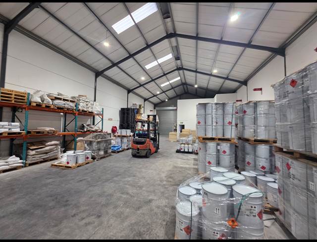 485M² WAREHOUSE TO LET IN FIRGROVE INDUSTRIAL ESTATE