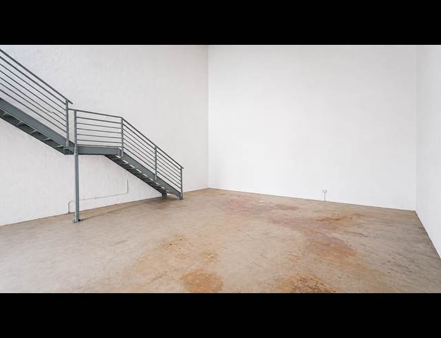 162M² WAREHOUSE TO LET IN TUNNEY