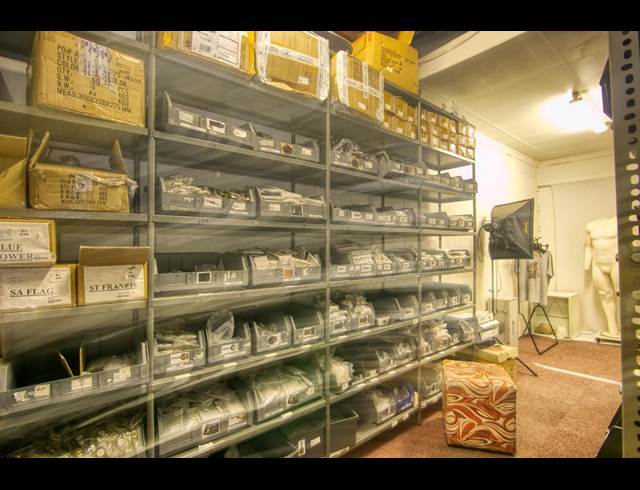 2,100M² WAREHOUSE TO LET IN WYNBERG