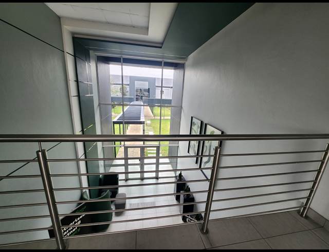 586M² OFFICE TO LET IN HALFWAY GARDENS