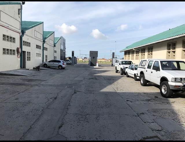 245M² MINI FACTORY TO LET IN EPPING INDUSTRIAL
