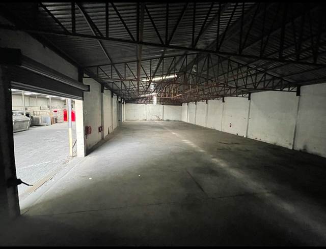 854M² WAREHOUSE TO LET IN BELLVILLE SOUTH INDUSTRIA