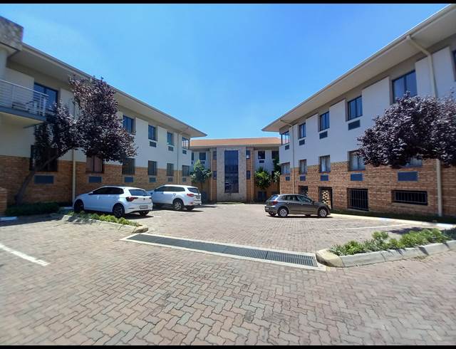 279M² OFFICE TO LET IN BRYANSTON