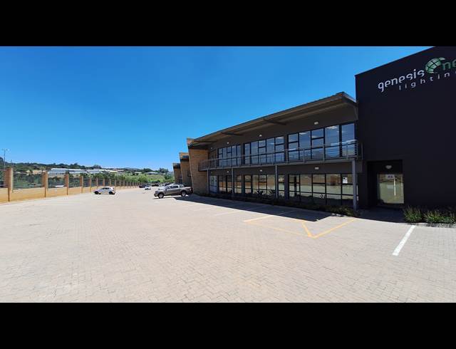 680M² WAREHOUSE TO LET IN NORTH RIDING