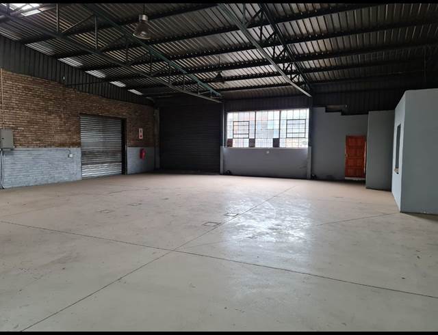 430M² WAREHOUSE TO LET IN WADEVILLE
